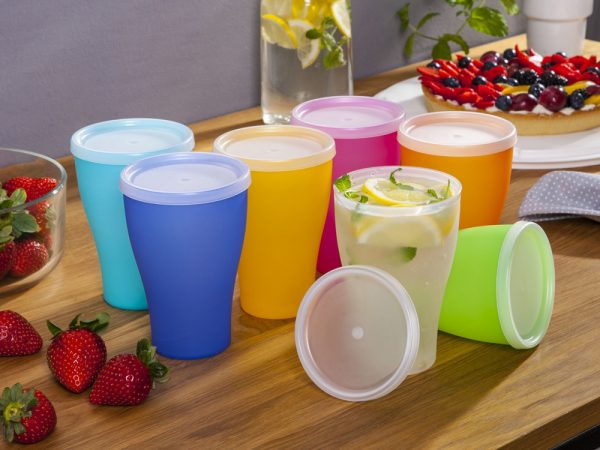 Kubeczek plastikowy 500 ml z przykrywka